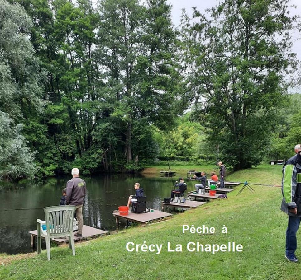 Les Nympheas, Appart Au Calme Et Grand Jardin A 15 Min De Disneyland, Crecy-la-Chapelle Ngoại thất bức ảnh