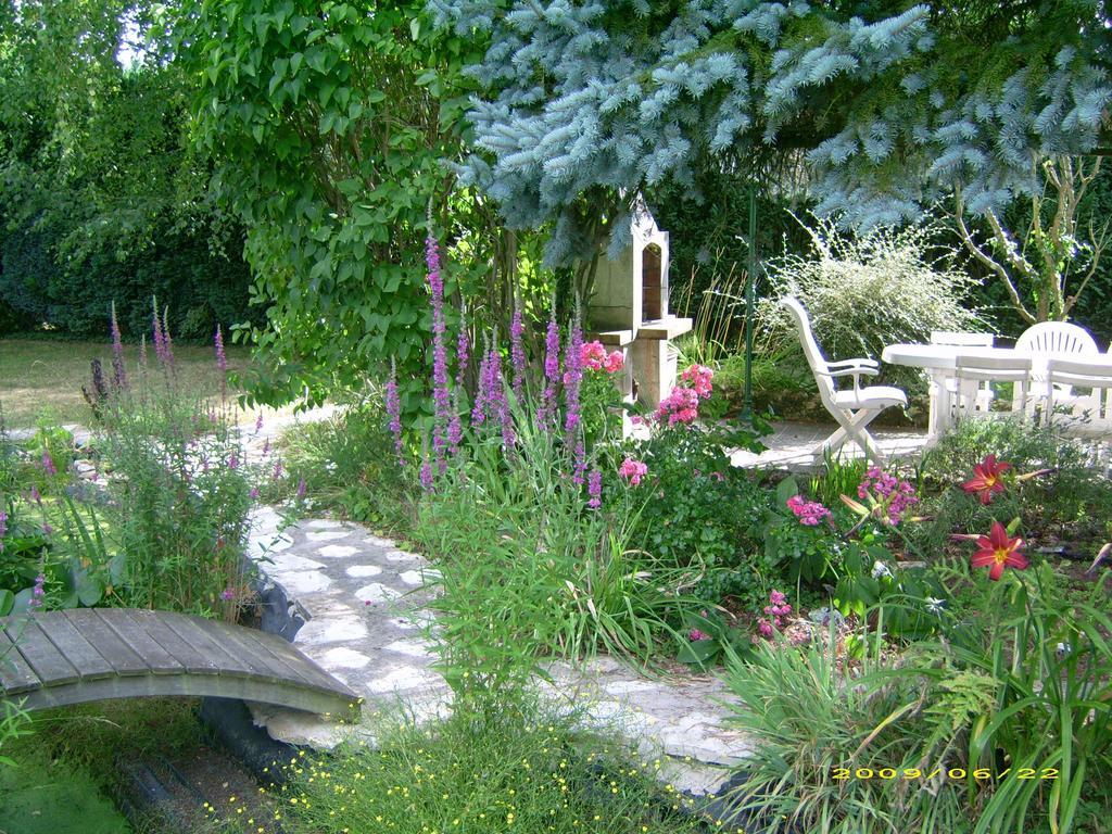 Les Nympheas, Appart Au Calme Et Grand Jardin A 15 Min De Disneyland, Crecy-la-Chapelle Ngoại thất bức ảnh