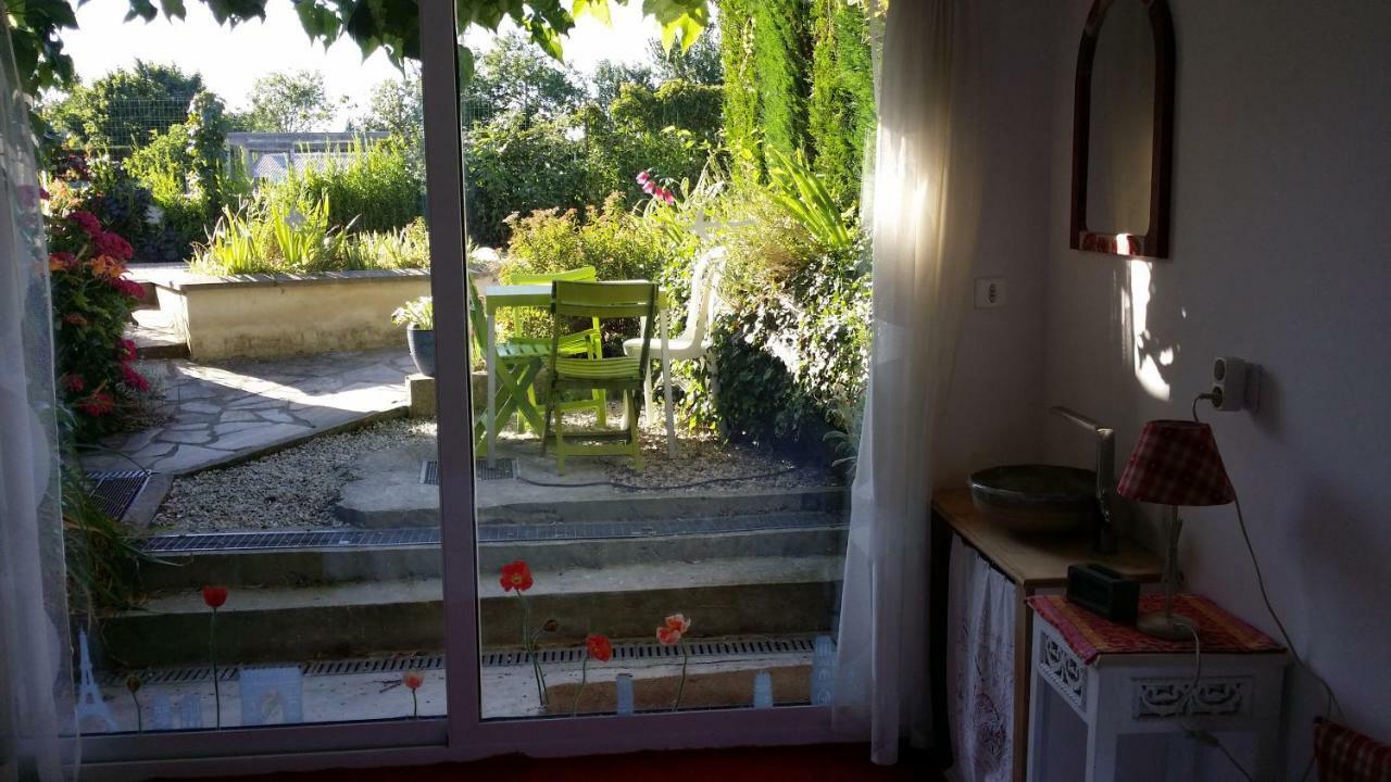 Les Nympheas, Appart Au Calme Et Grand Jardin A 15 Min De Disneyland, Crecy-la-Chapelle Ngoại thất bức ảnh